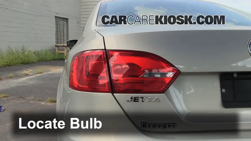 2011 Volkswagen Jetta SE 2.5L 5 Cyl. Sedan Lights Tail Light (replace bulb)